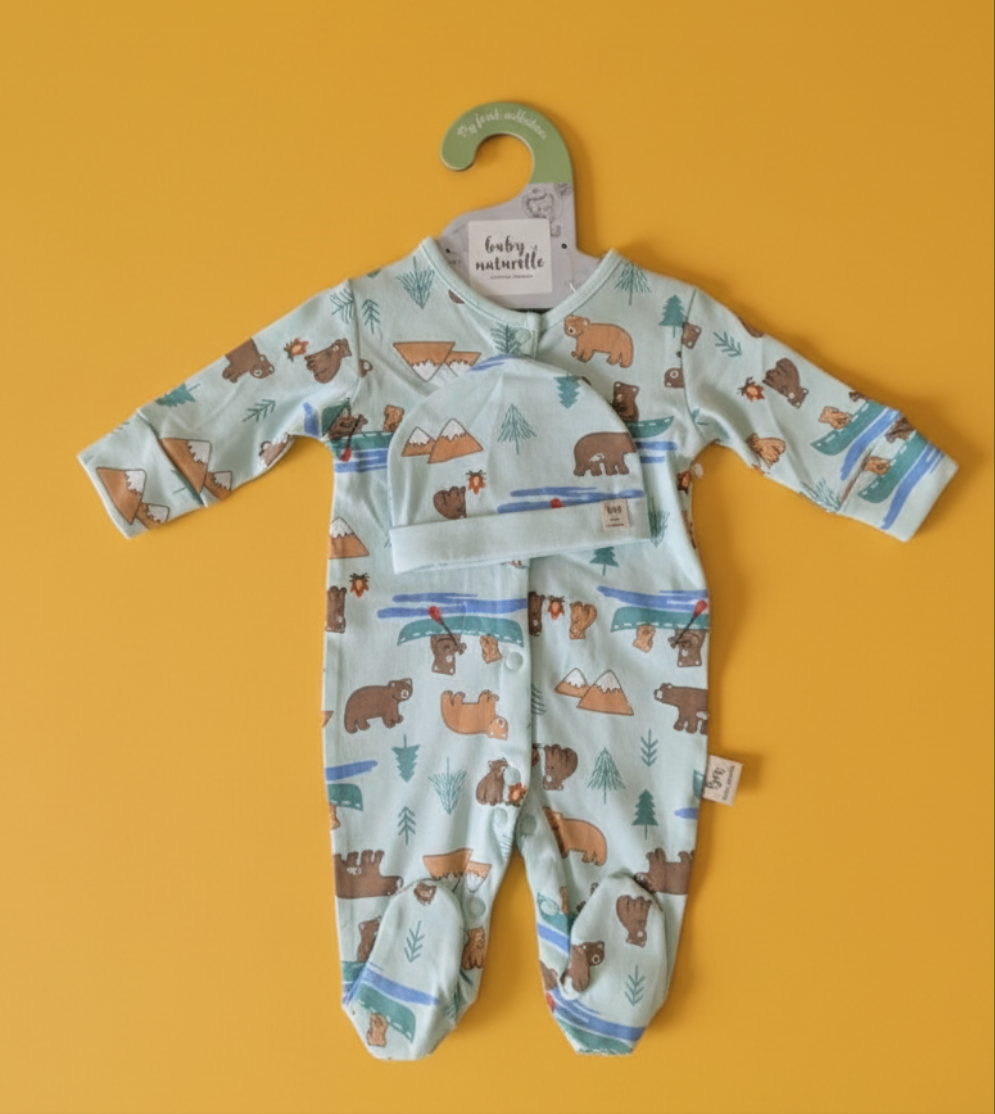 Newborn Baby Gift Set – Cotton Essentials - Bear Hug