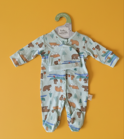 Newborn Baby Gift Set – Cotton Essentials - Bear Hug
